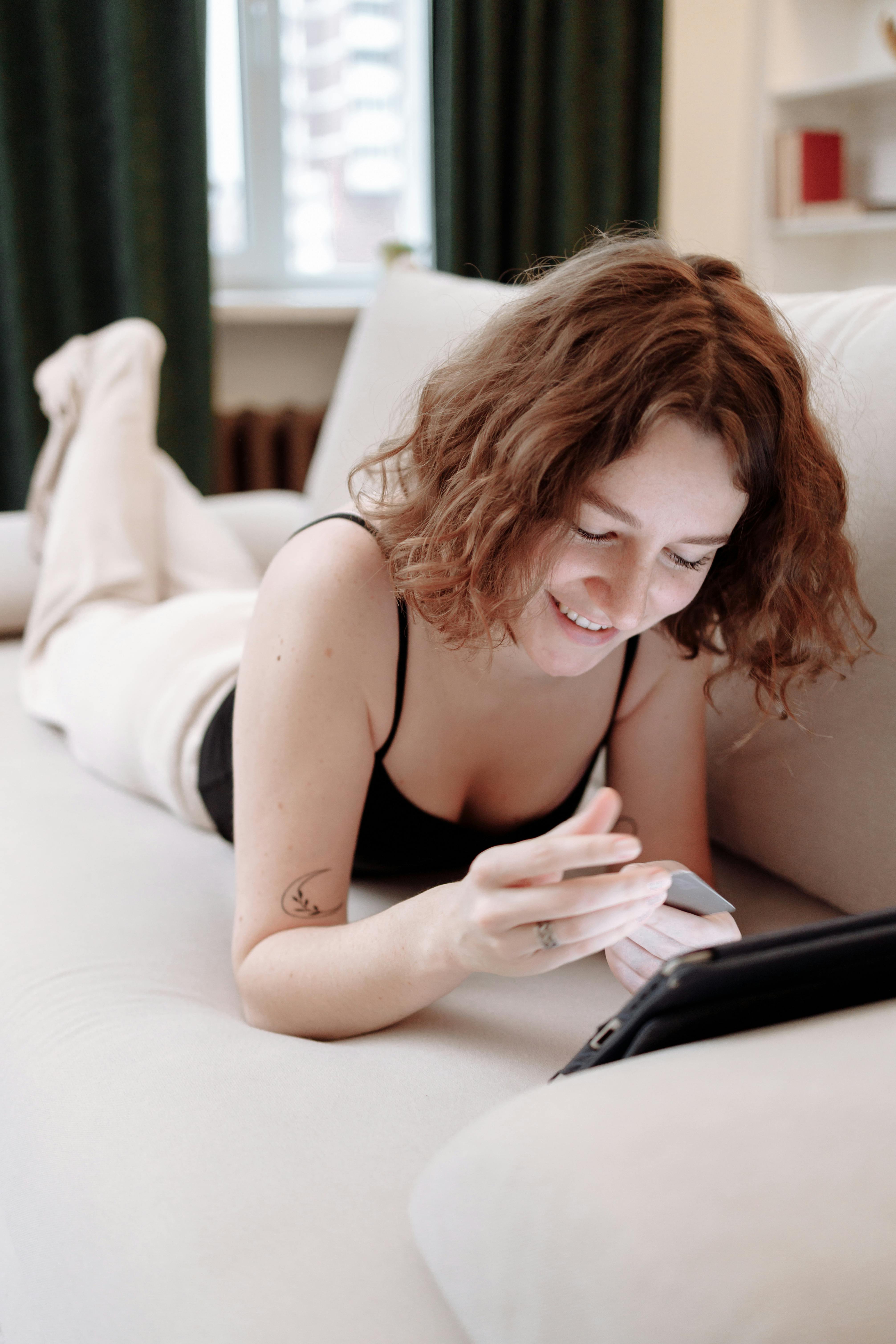 Hybrid learning blending online and in-person